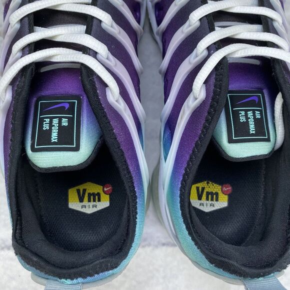 Nike Air Vapormax Plus Mens Size 8 White/Fierce Purple 924453-101 Sneakers Grape - Picture 10 of 15